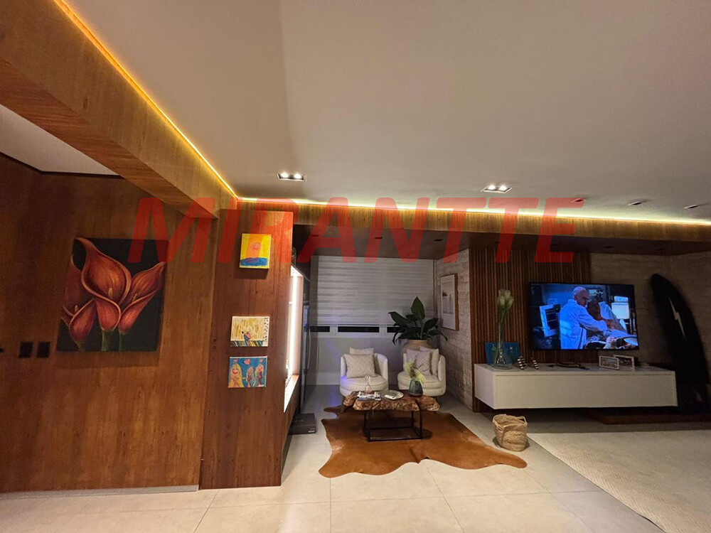 Apartamento de 223m² com 4 quartos em Santana