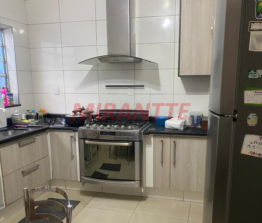 Sobrado de 120m² com 2 quartos em Vila Sabrina