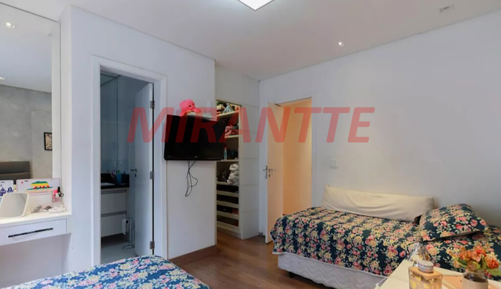 Sobrado de 450m² com 3 quartos em Santana