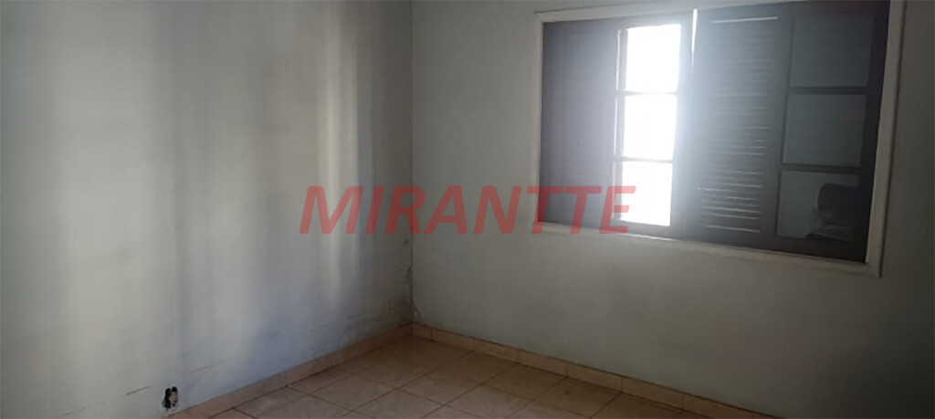Terreno de 110m² em Vila Romero