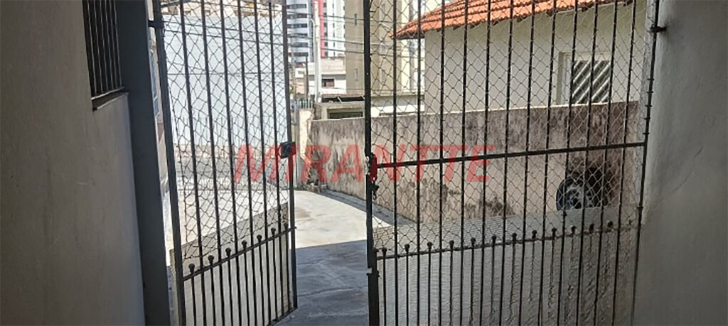 Terreno de 110m² em Vila Romero