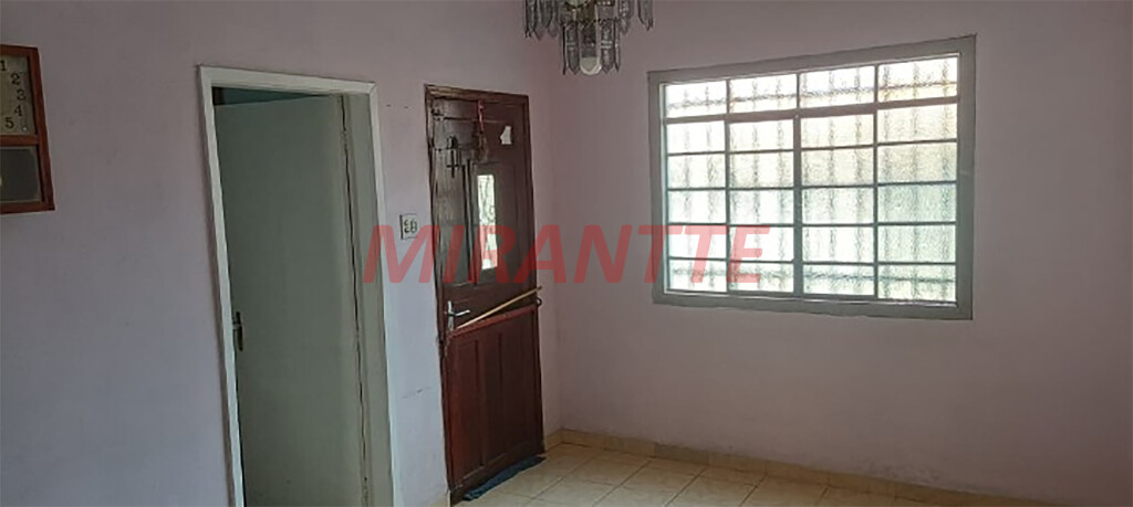Terreno de 110m² em Vila Romero