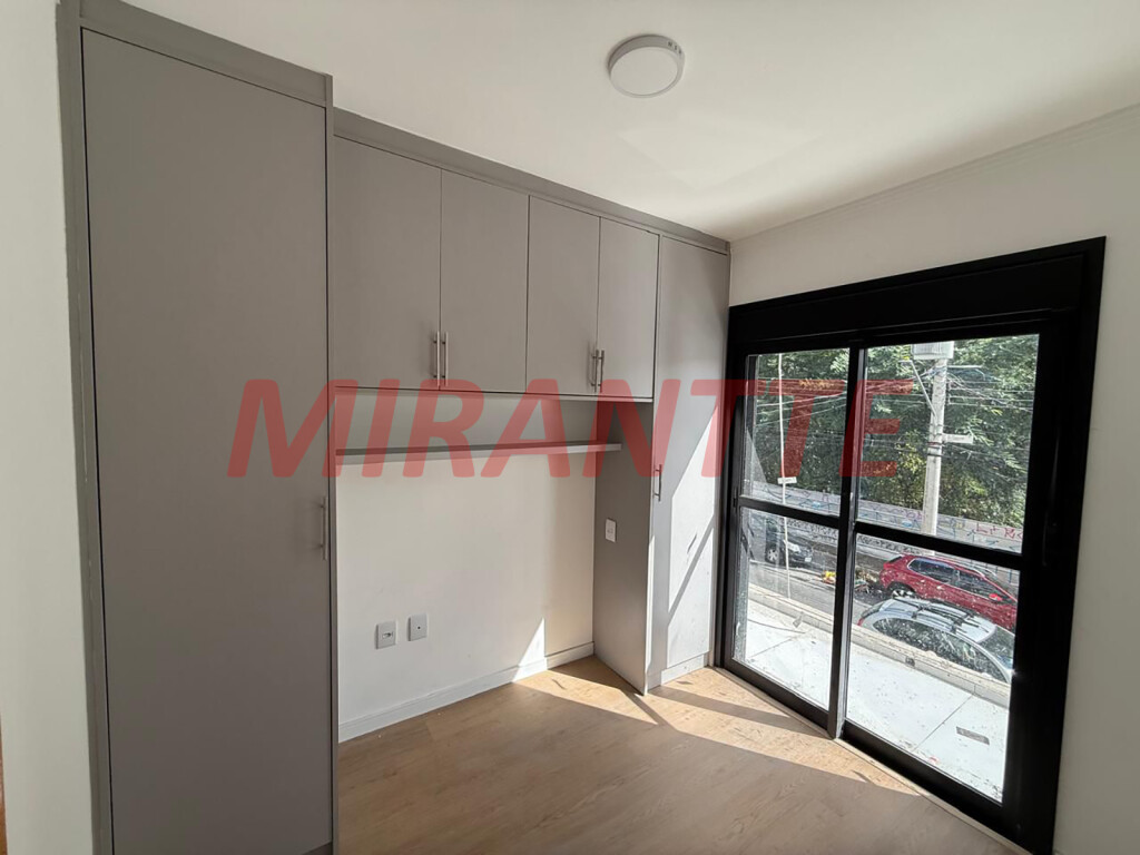 Apartamento de 48m² com 2 quartos em Santana