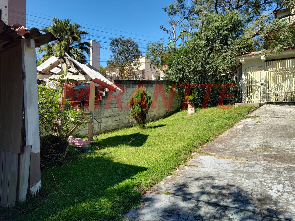 Terreno de 1140m² em Horto Florestal