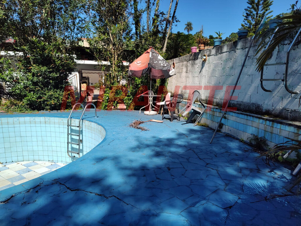 Terreno de 1140m² em Horto Florestal