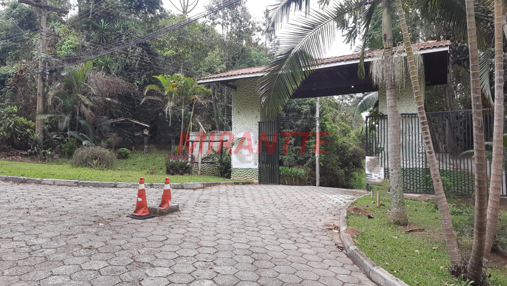 Terreno de 1.129m² em São Vicente