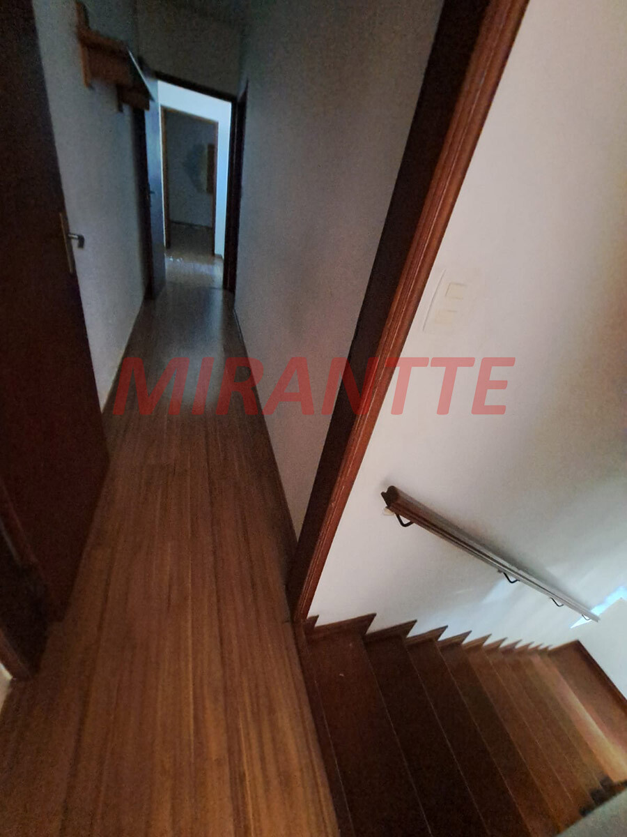 Sobrado de 245m² com 5 quartos em Casa Verde
