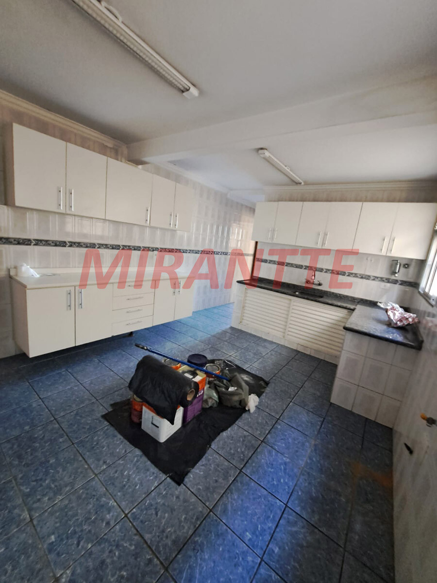 Sobrado de 245m² com 5 quartos em Casa Verde