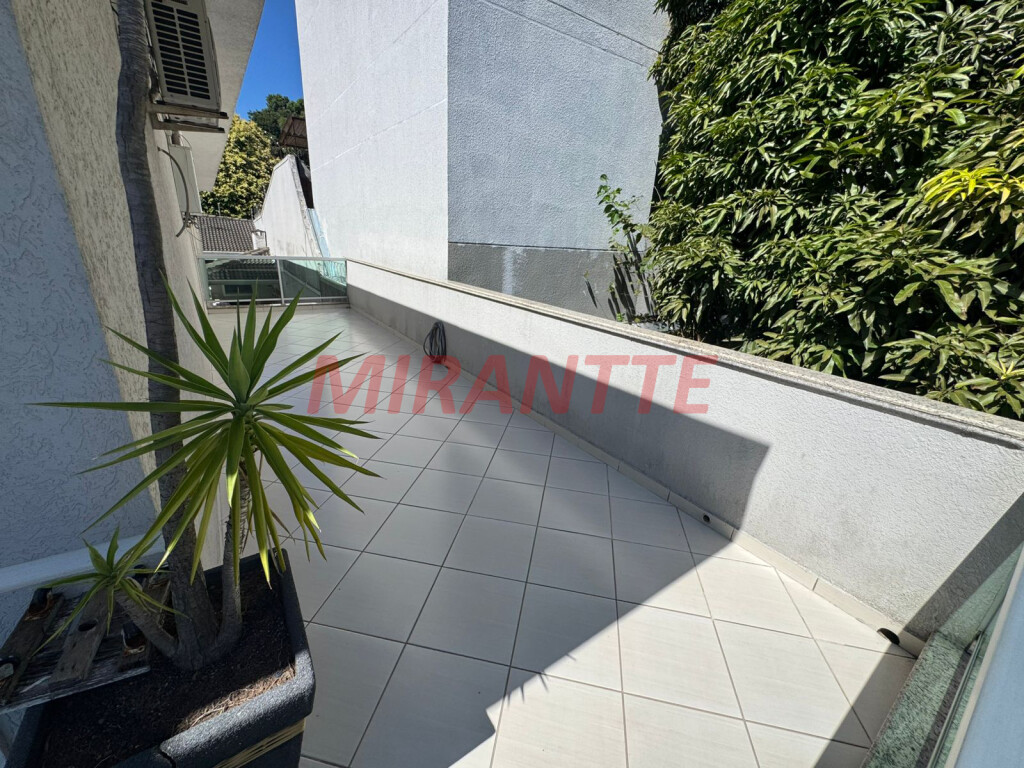 Sobrado de 200m² com 3 quartos em Vila Nova Mazzei