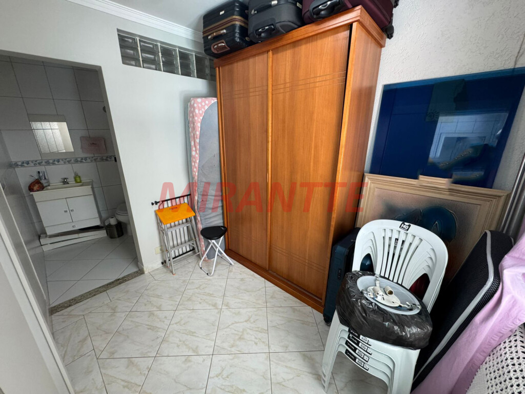 Sobrado de 200m² com 3 quartos em Vila Nova Mazzei