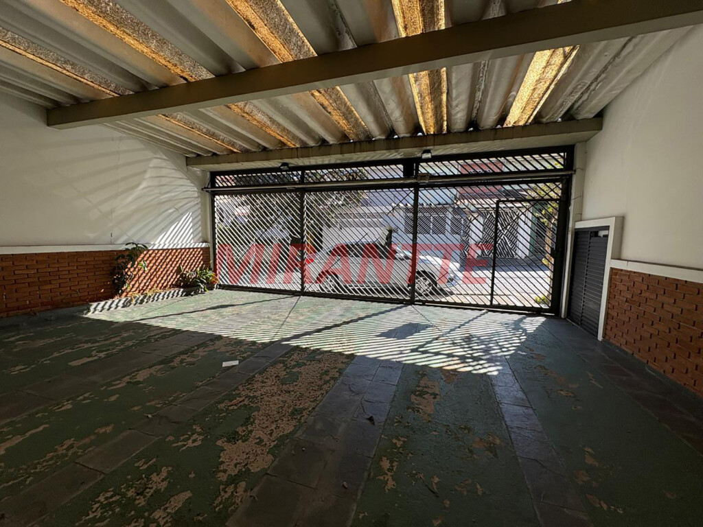 Sobrado de 288m² com 4 quartos em Vila Ede