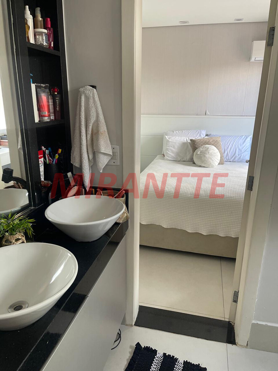 Apartamento de 120m² com 3 quartos em Santa Teresinha