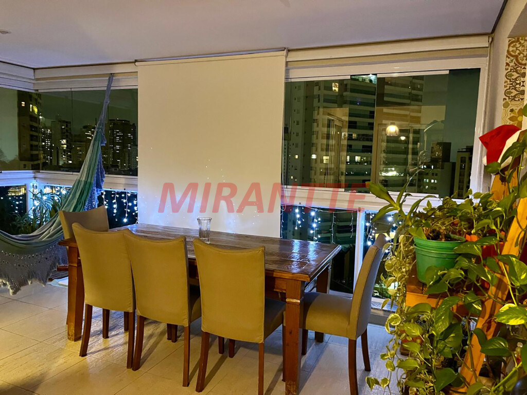 Apartamento de 145m² com 3 quartos em Santana