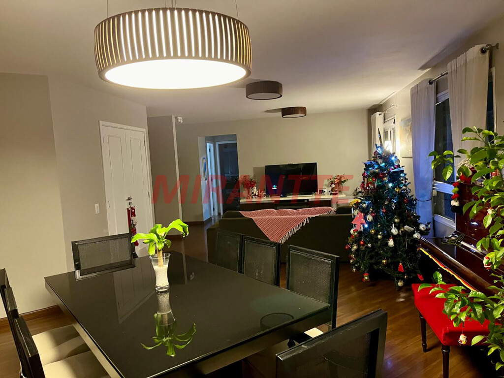 Apartamento de 145m² com 3 quartos em Santana