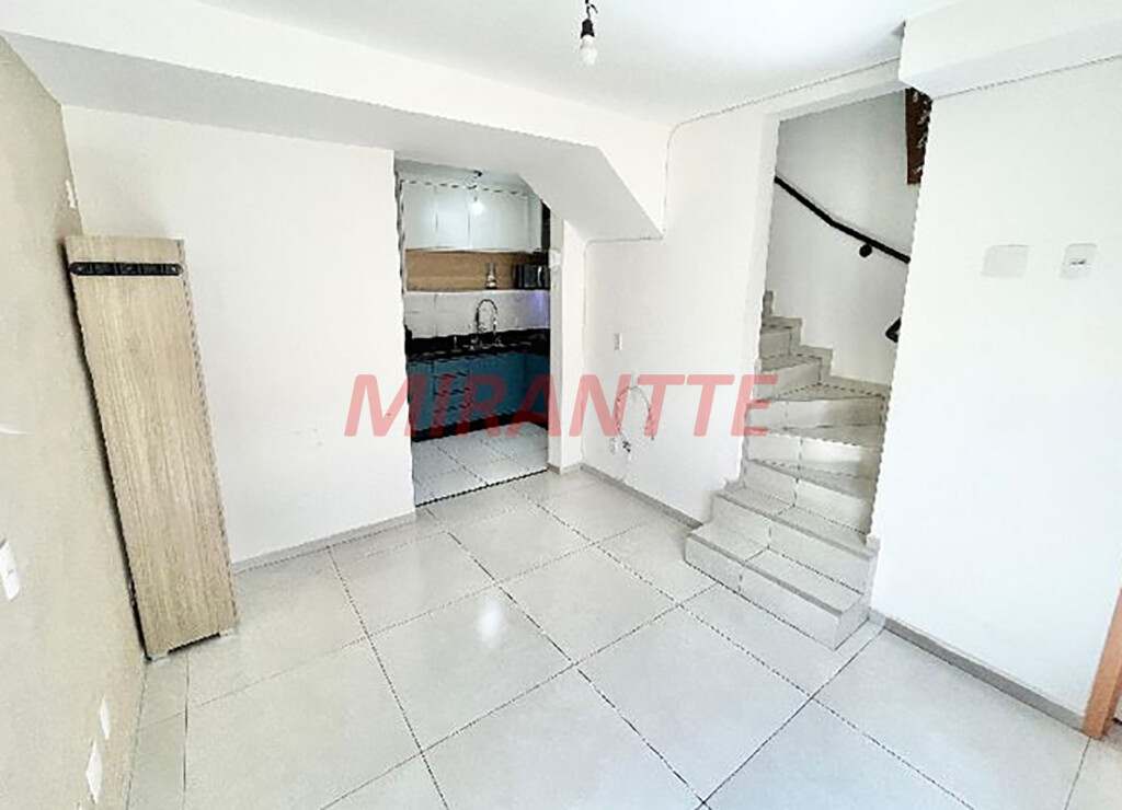 Cond. fechado de 52m² com 2 quartos em Parque Peruche
