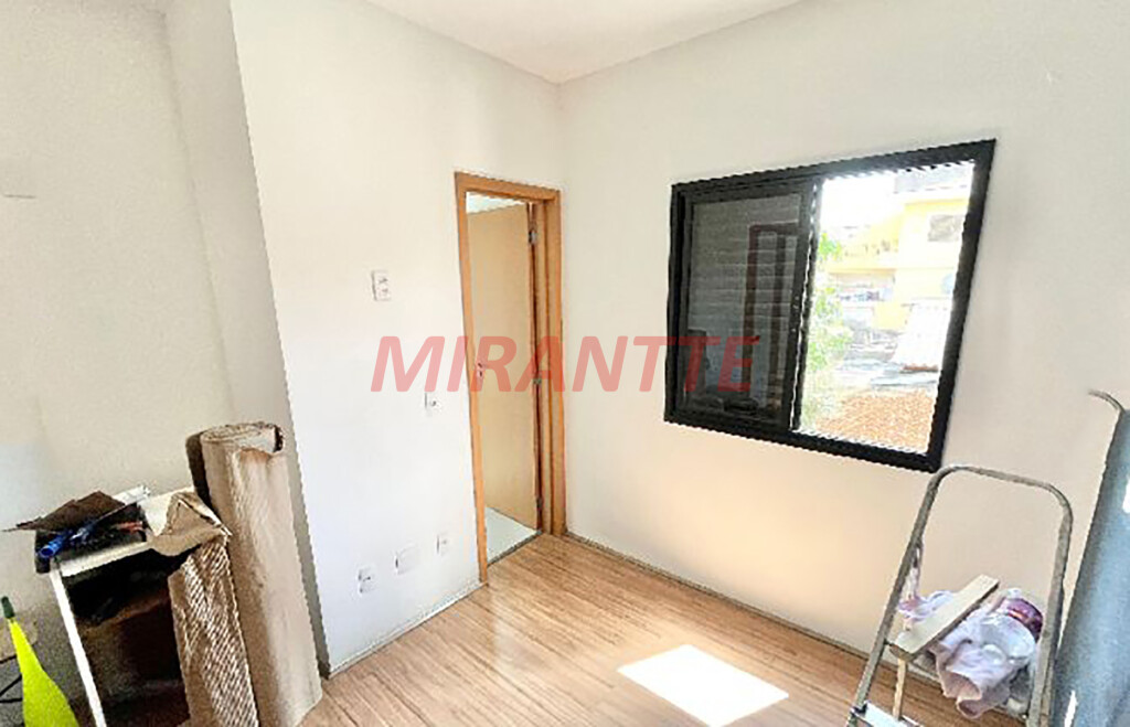 Cond. fechado de 52m² com 2 quartos em Parque Peruche