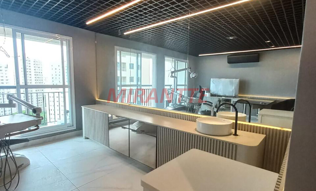 Comercial de 35m² em Santana