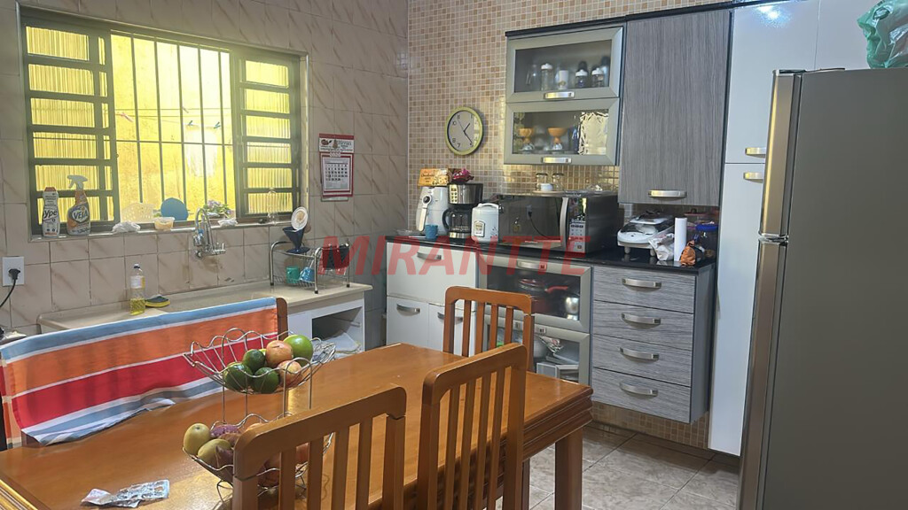 Casa terrea com 6 quartos em Casa Verde