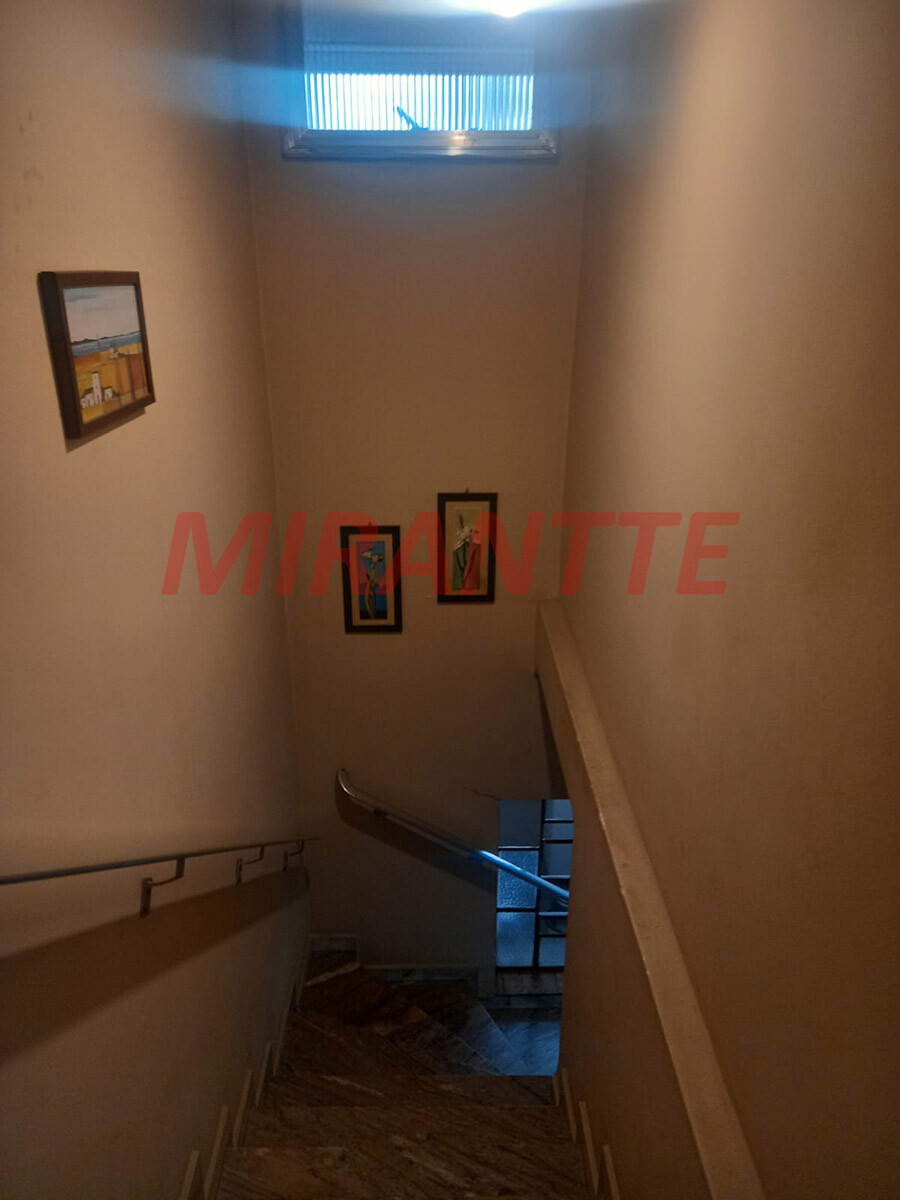 Sobrado de 1975m² com 3 quartos em Parque Novo Mundo