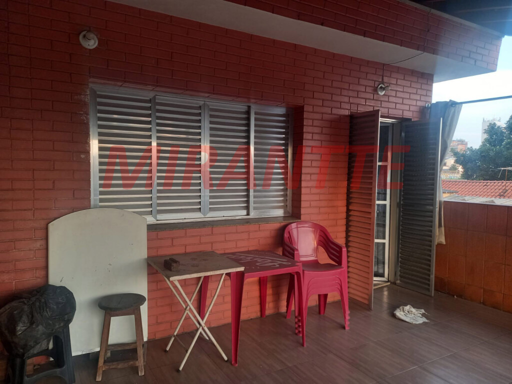 Sobrado de 1975m² com 3 quartos em Parque Novo Mundo