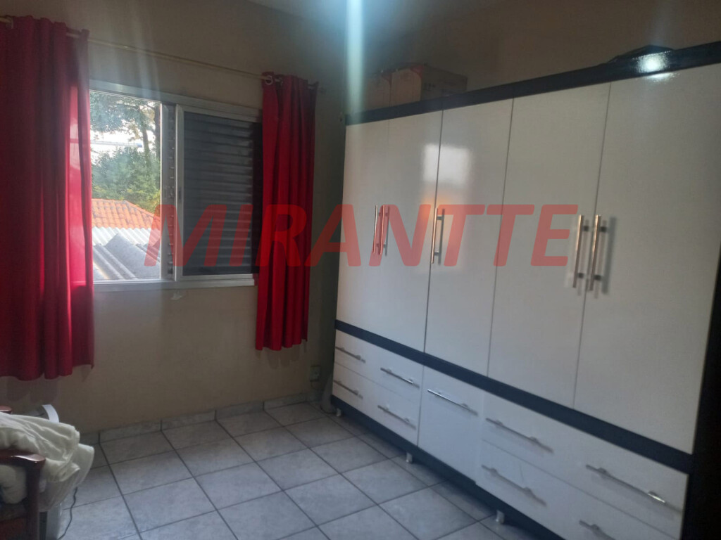 Sobrado de 1975m² com 3 quartos em Parque Novo Mundo