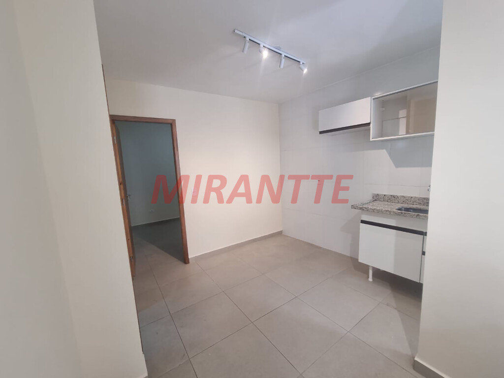 Apartamento de 32m² com 1 quartos em Parque Vitória