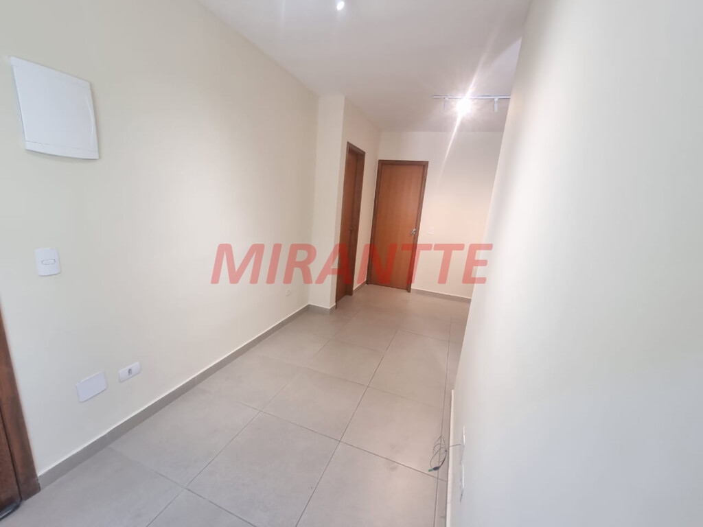 Apartamento de 32m² com 1 quartos em Parque Vitória