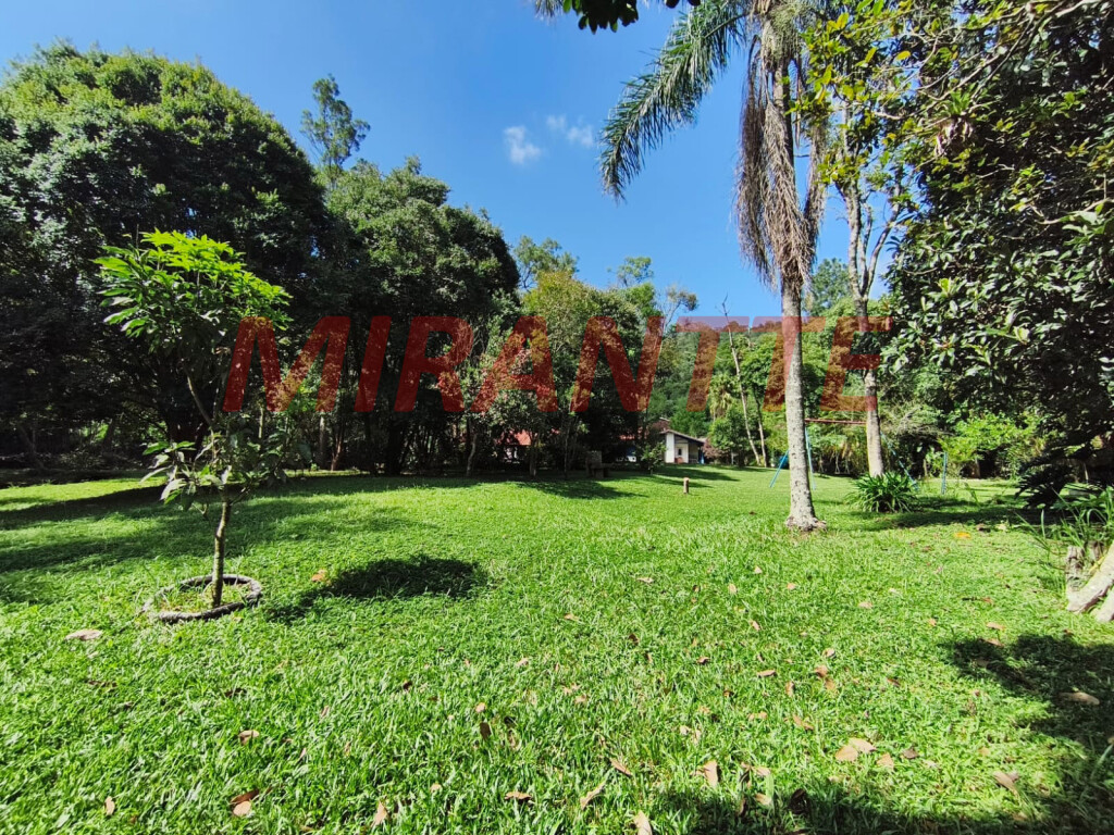 Terreno de 4800m² em Serra da Cantareira
