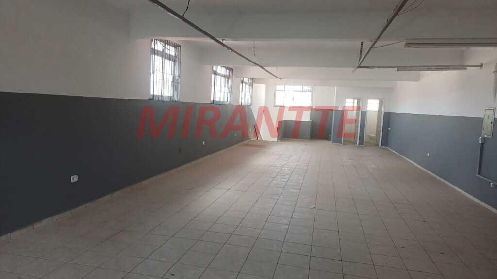 Comercial de 231m² em Vila Medeiros