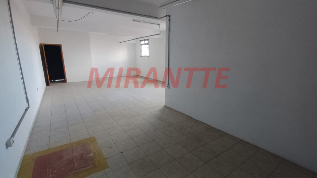 Comercial de 231m² em Vila Medeiros