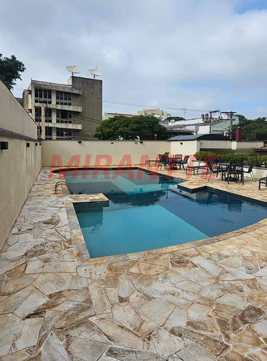 Apartamento de 68m² com 2 quartos em Água Fria