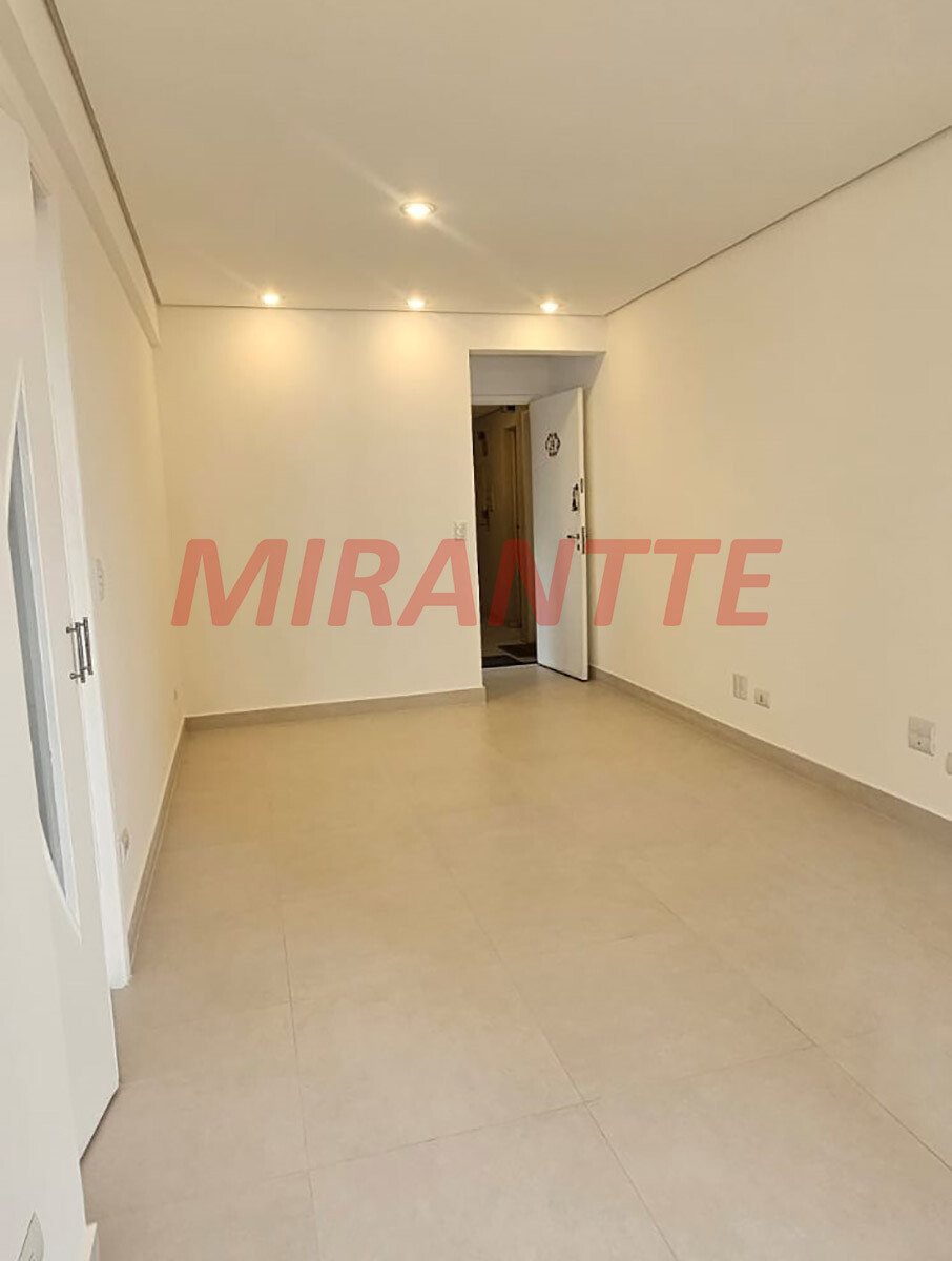 Apartamento de 68m² com 2 quartos em Água Fria