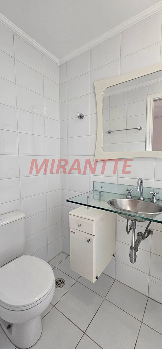 Apartamento de 68m² com 2 quartos em Água Fria