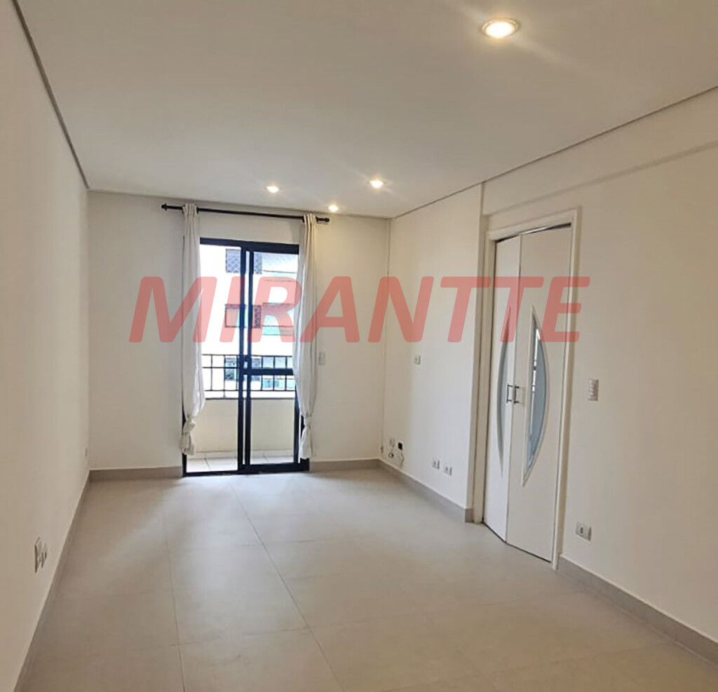 Apartamento de 68m² com 2 quartos em Água Fria