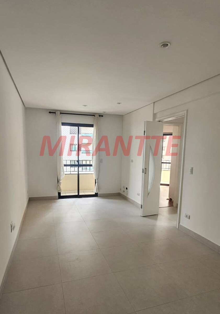 Apartamento de 68m² com 2 quartos em Água Fria
