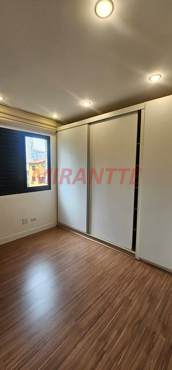 Apartamento de 68m² com 2 quartos em Água Fria