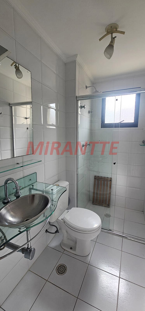 Apartamento de 68m² com 2 quartos em Água Fria