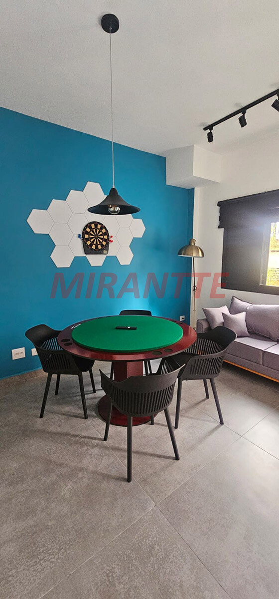 Apartamento de 68m² com 2 quartos em Água Fria