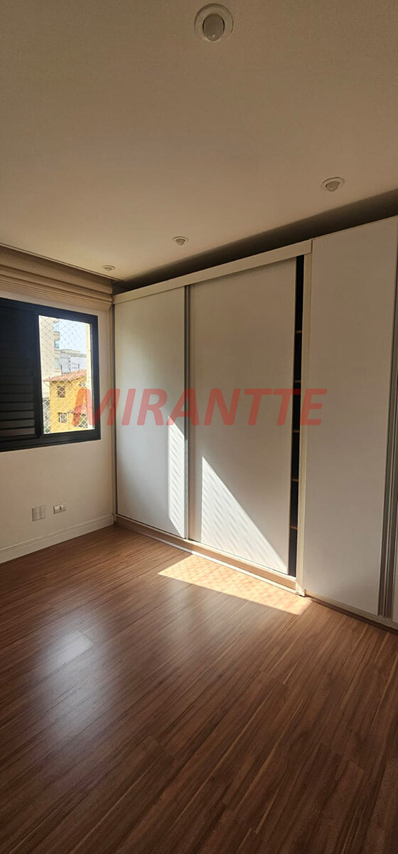 Apartamento de 68m² com 2 quartos em Água Fria