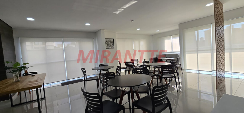 Apartamento de 55m² com 2 quartos em Parada  Inglesa