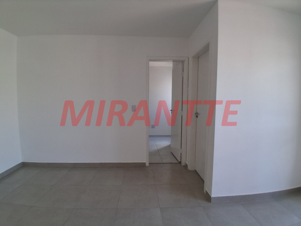 Apartamento de 50m² com 2 quartos em Parada  Inglesa
