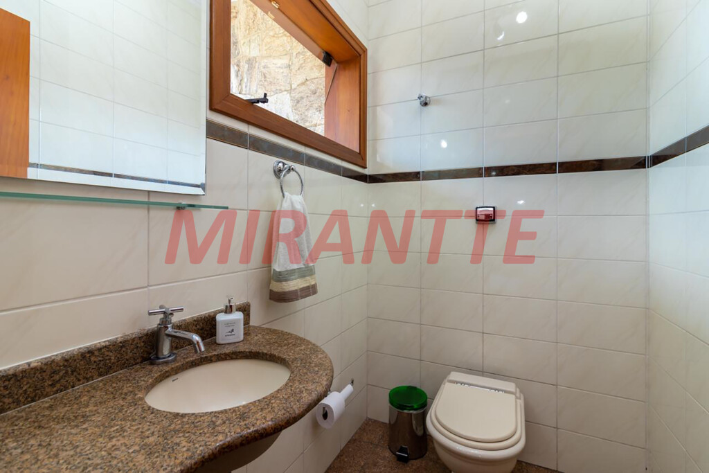 Sobrado de 364m² com 4 quartos em Jardim do Colégio (Zona Norte)