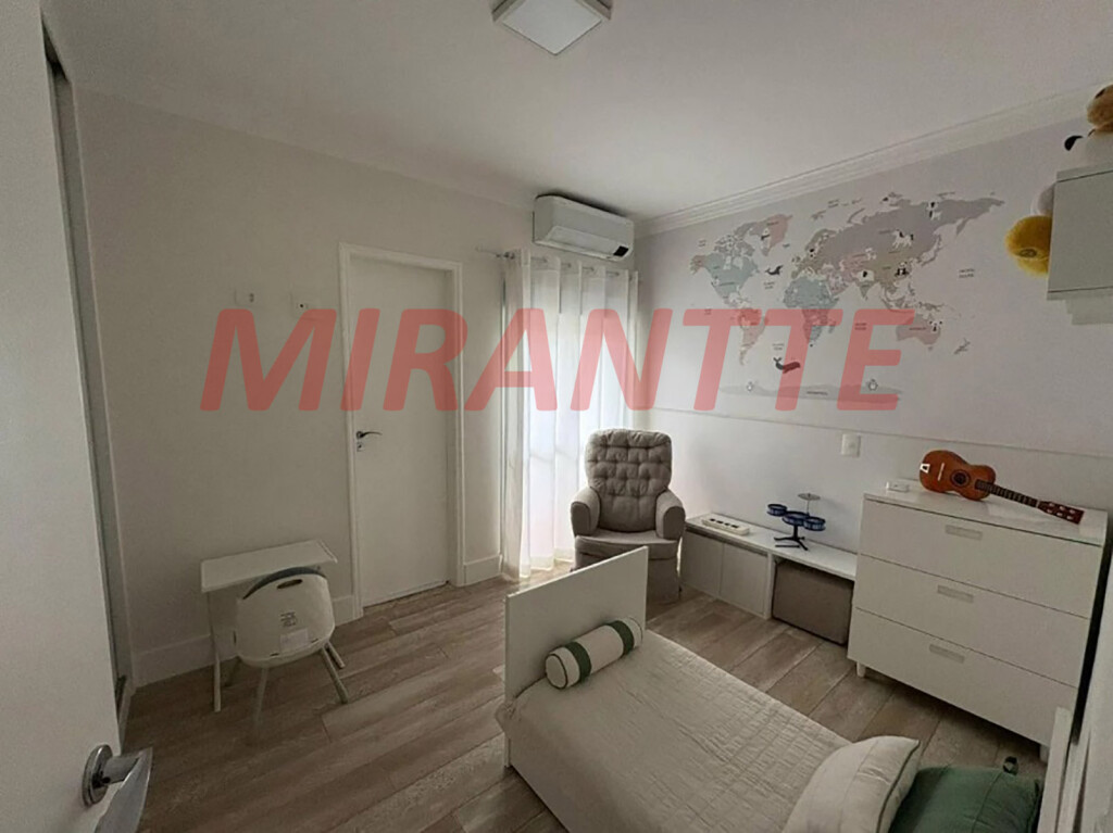 Apartamento de 160m² com 3 quartos em Santa Teresinha