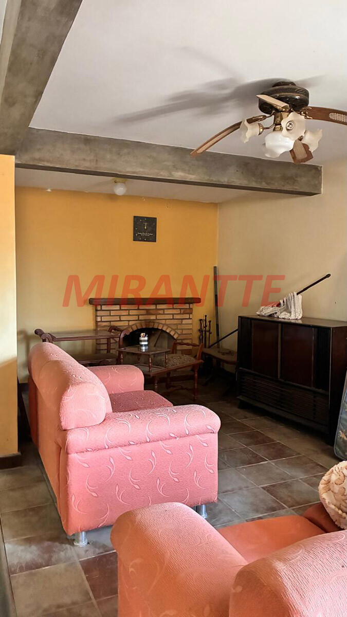 Casa terrea de 244m² com 5 quartos em Mantiqueira
