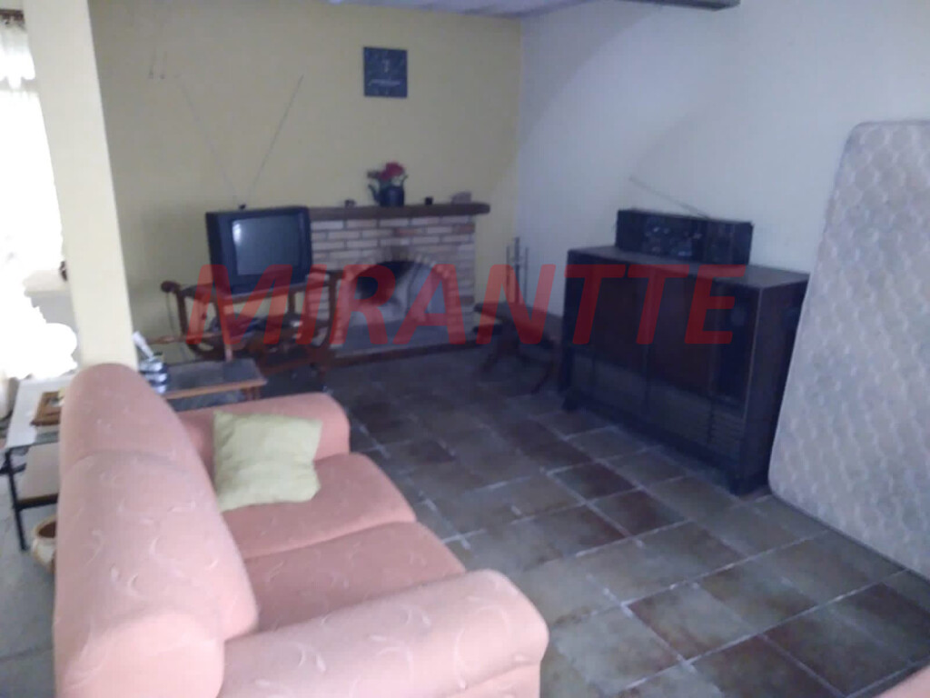 Casa terrea de 244m² com 5 quartos em Mantiqueira