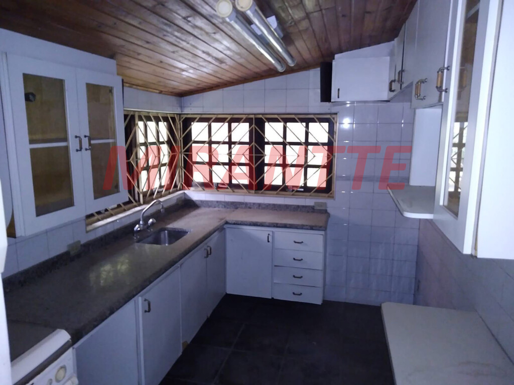 Casa terrea de 244m² com 5 quartos em Mantiqueira