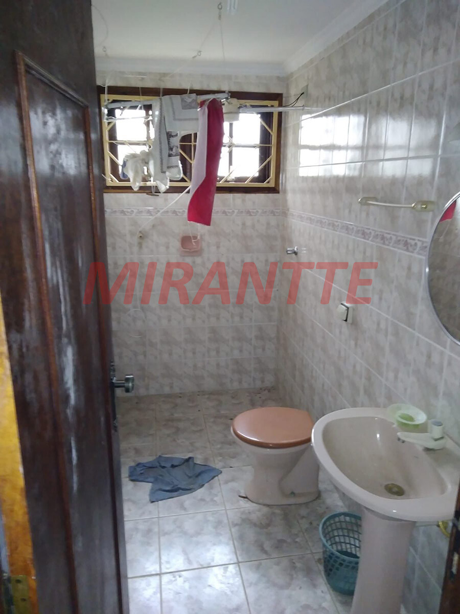 Casa terrea de 244m² com 5 quartos em Mantiqueira