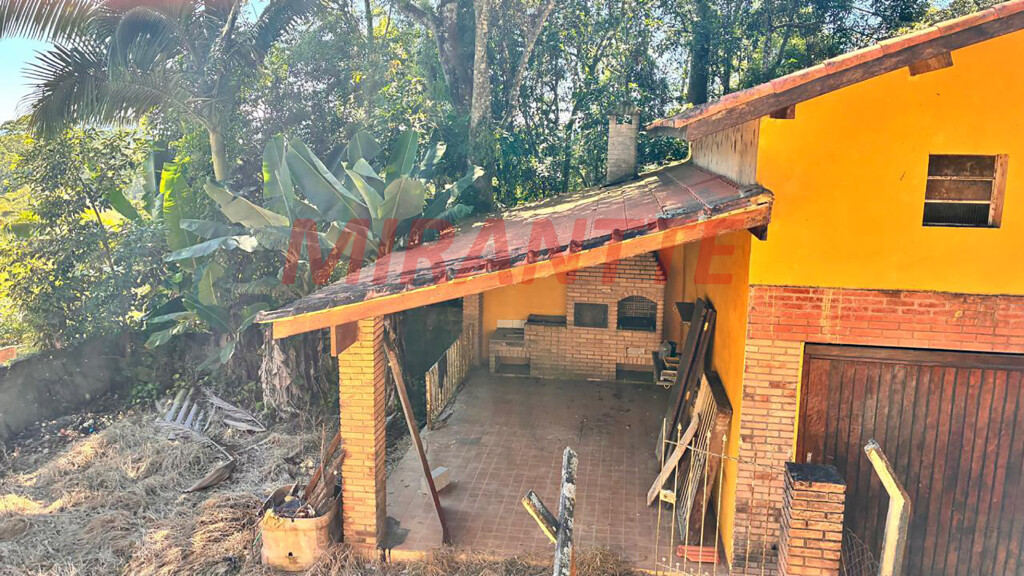 Casa terrea de 244m² com 5 quartos em Mantiqueira