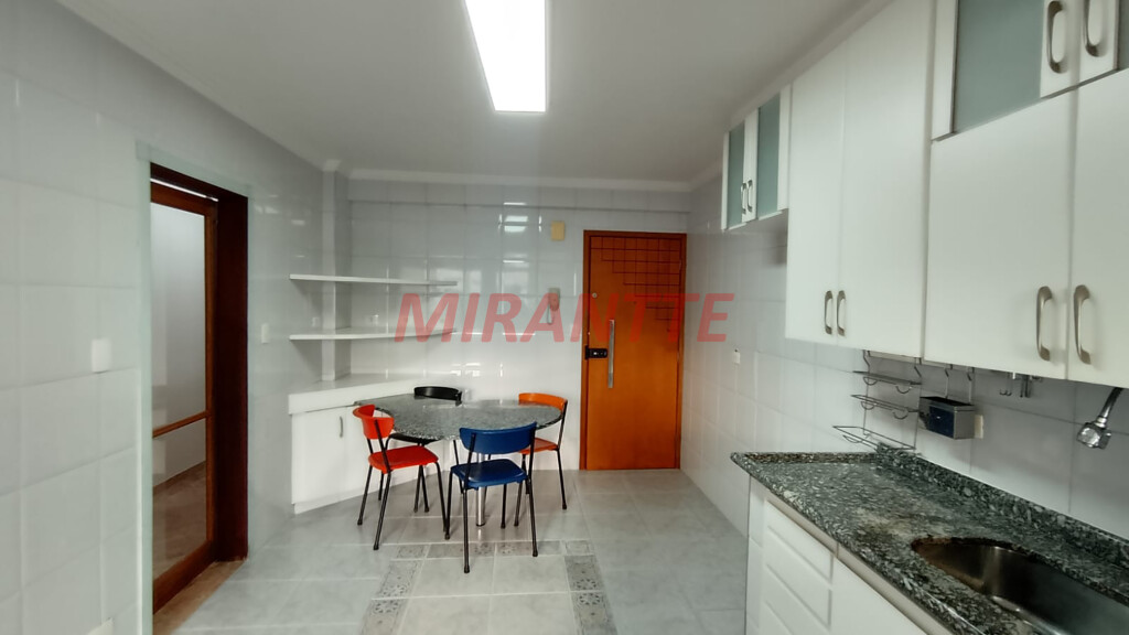 Apartamento de 140m² com 3 quartos em Santana
