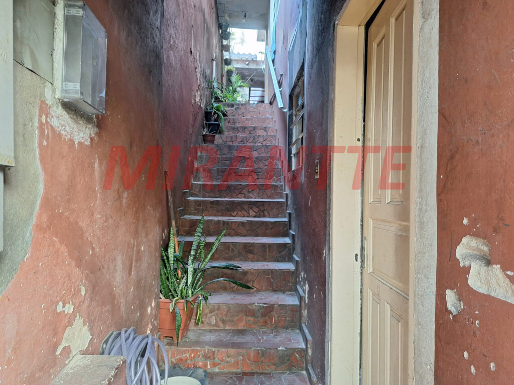 Casa terrea com 4 quartos em Tremembe